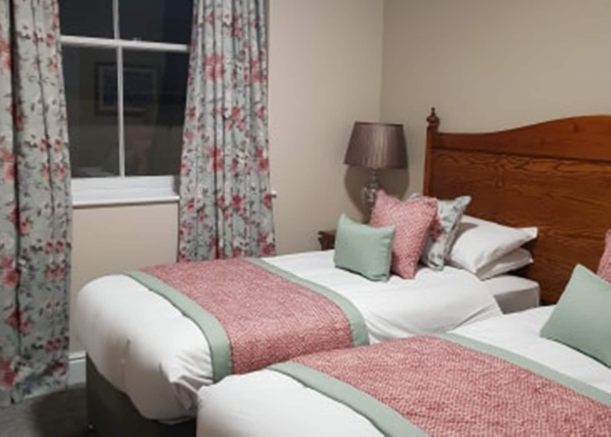 The Atherstone Red Lion Hotel Esterno foto
