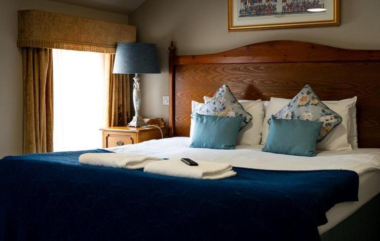 The Atherstone Red Lion Hotel Esterno foto