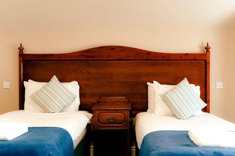The Atherstone Red Lion Hotel Esterno foto