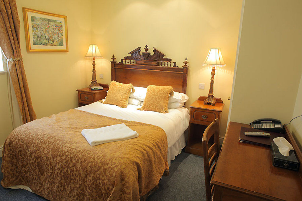 The Atherstone Red Lion Hotel Esterno foto
